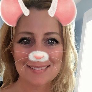 Meet your Posher, Hope